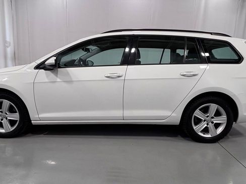Used 2018 Volkswagen Golf SE FWD image 9