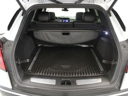 Certified 2022 Cadillac XT5 Premium Luxury image 8