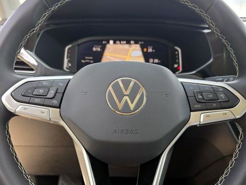 Used 2024 Volkswagen Taos SEL image 16