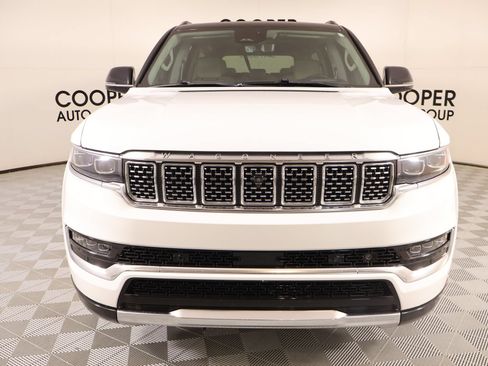 Used 2023 Jeep Grand Wagoneer 4WD w/ Convenience Group III image 10