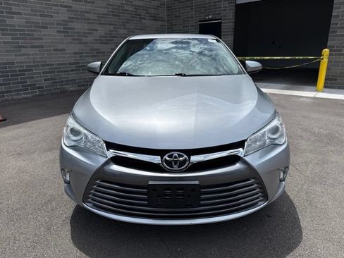 Used 2017 Toyota Camry LE FWD image 2