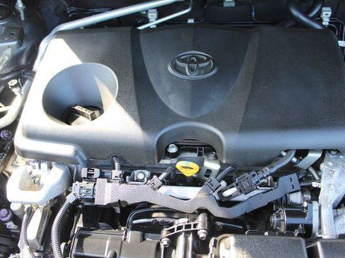 Certified 2021 Toyota RAV4 Limited FWD image 59