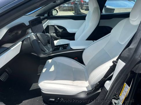 Used 2022 Tesla Model S Plaid AWD/4WD image 22