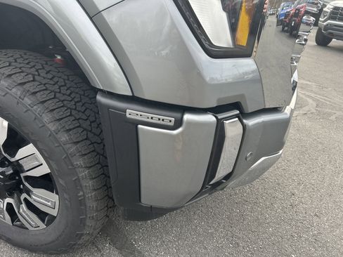 New 2026 GMC Sierra 2500 Denali w/ Denali Reserve Package image 13