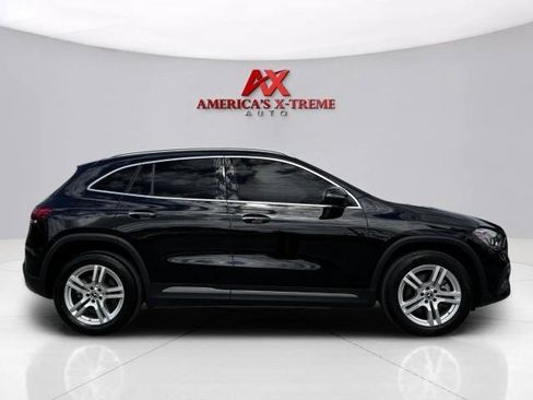 Used 2021 Mercedes-Benz GLA 250 4MATIC w/ Premium Package image 7
