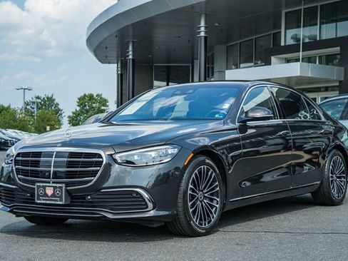 Used 2026 Mercedes-Benz S 580 4MATIC Sedan image 3