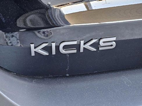 New 2026 Nissan Kicks SR image 12