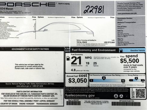 Used 2024 Porsche Macan image 2