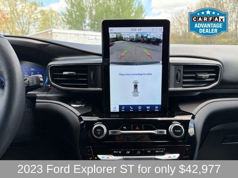 Used 2023 Ford Explorer ST w/ Equipment Group 401A AWD/4WD image 21
