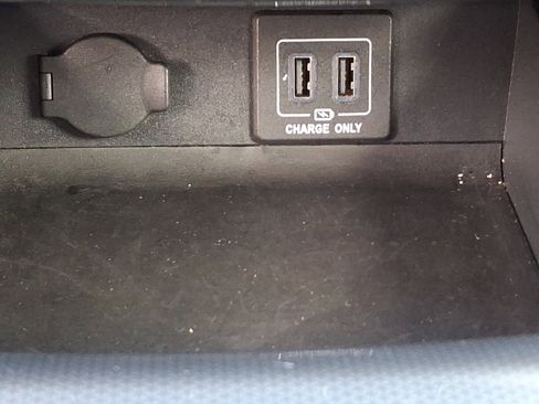 Used 2018 Nissan Pathfinder SL w/ SL Premium Package image 26