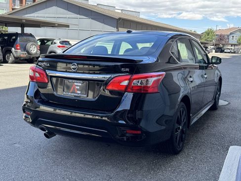 Used 2017 Nissan Sentra SR w/ SR Midnight Edition FWD image 6