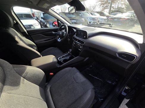 Used 2019 Hyundai Santa Fe SE image 24