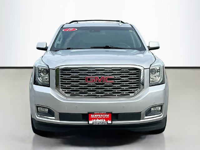 Used 2019 GMC Yukon XL Denali w/ Denali Ultimate Package AWD/4WD image 3
