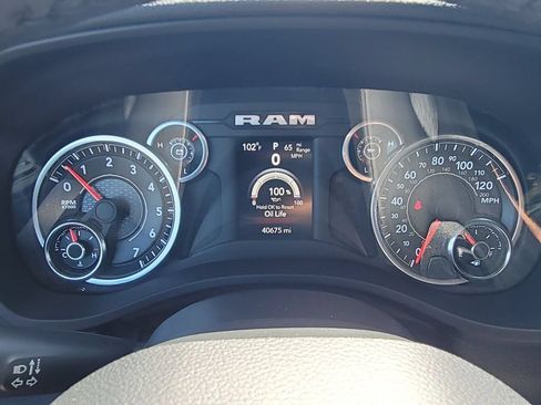 Used 2023 RAM 1500 Big Horn RWD image 12