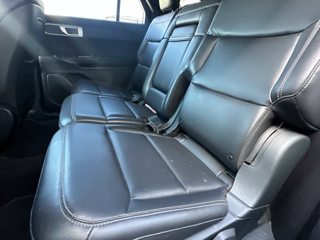 Used 2020 Ford Explorer XLT w/ Equipment Group 202A RWD image 10