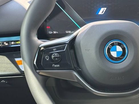 Used 2024 BMW i5 eDrive40i w/ Premium Package RWD image 23