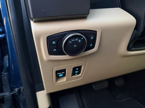 Used 2019 Ford F150 XLT w/ Equipment Group 301A Mid RWD image 32