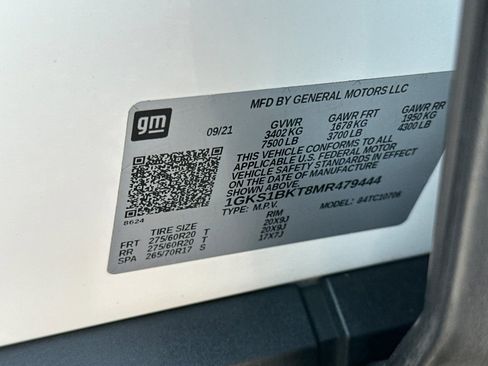 Used 2021 GMC Yukon SLT w/ SLT Luxury Package image 30