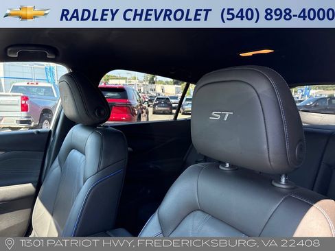 Certified 2024 Buick Envista Sport Touring w/ Convenience I Package FWD image 2