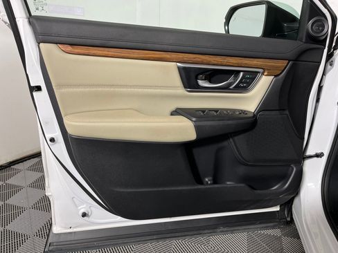 Certified 2022 Honda CR-V Touring image 18