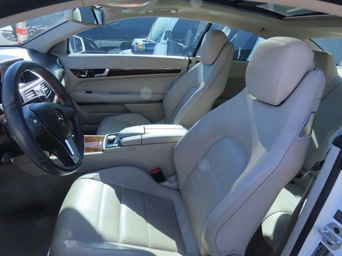 Used 2014 Mercedes-Benz E 350 E 350 image 10