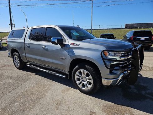 Used 2024 Chevrolet Silverado 1500 LTZ w/ Technology Package image 10