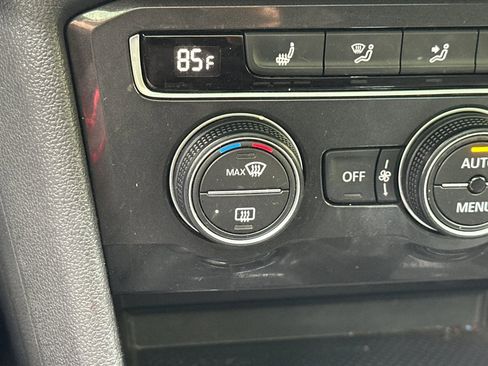 Used 2019 Volkswagen Tiguan SEL R-Line image 28