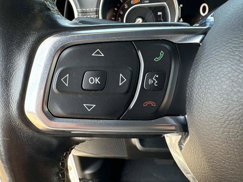 Used 2020 Jeep Wrangler Unlimited Sahara AWD/4WD image 29
