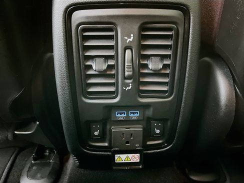 Used 2024 Dodge Durango R/T w/ Tow 'N Go Group AWD/4WD image 34