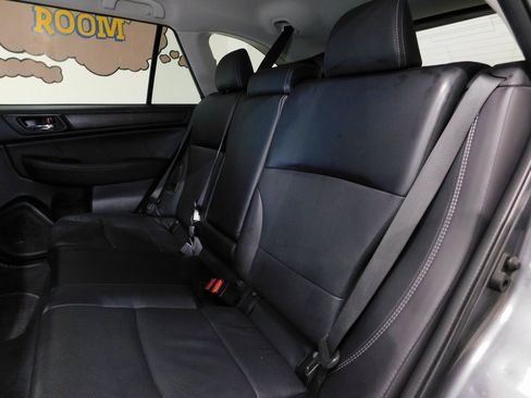 Used 2018 Subaru Outback 2.5i Limited image 74