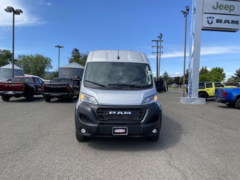 New 2025 RAM ProMaster 2500 w/ Convenience Group image 13