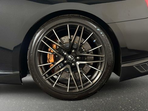 Used 2021 Nissan GT-R Premium AWD/4WD image 12