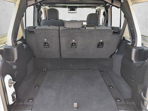 Used 2024 Jeep Wrangler Unlimited AWD/4WD image 6