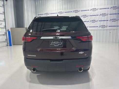 Used 2023 Chevrolet Traverse LT image 4
