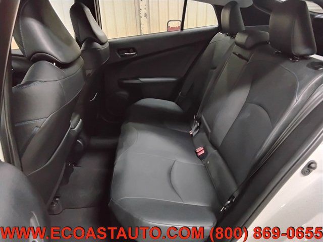 Used 2016 Toyota Prius Four Touring FWD image 13