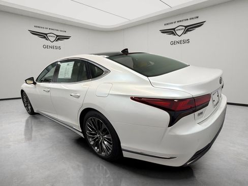 Used 2022 Lexus LS 500 AWD w/ Luxury Package image 3