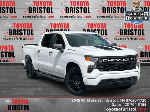 Used 2023 Chevrolet Silverado 1500 Custom w/ Rally Edition AWD/4WD image 1