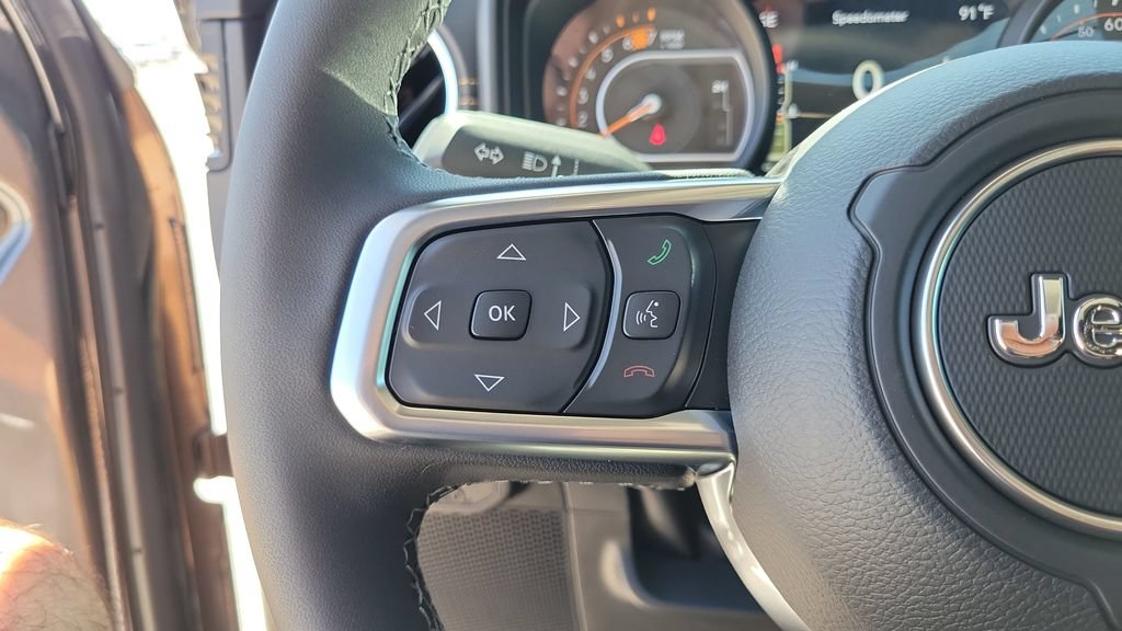 New 2026 Jeep Wrangler Unlimited Sahara AWD/4WD image 20