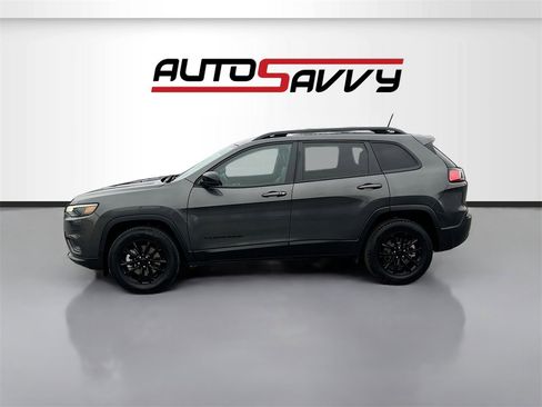 Used 2023 Jeep Cherokee Altitude Lux image 4