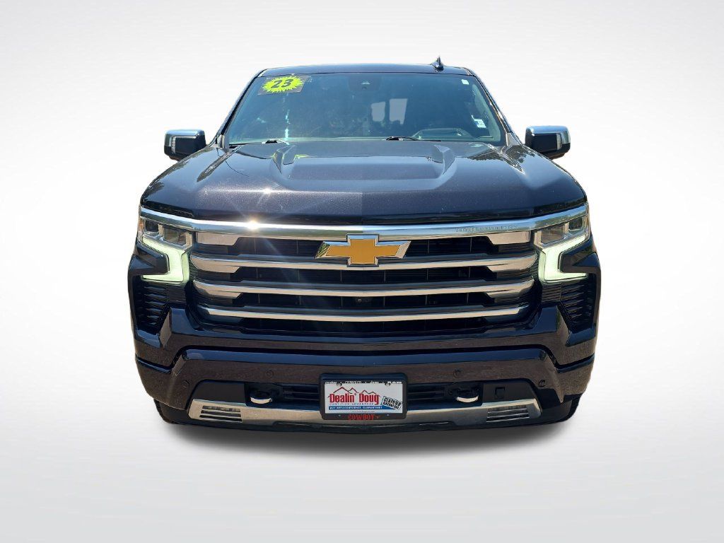 Used 2023 Chevrolet Silverado 1500 High Country w/ High Country Premium Package AWD/4WD image 10