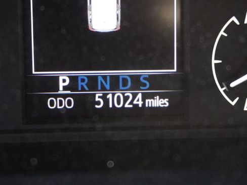 Certified 2020 Toyota Sequoia Limited w/ Safety & Convenience Package image 7