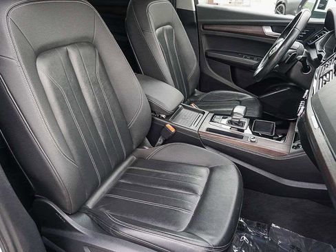 Used 2021 Audi Q5 Premium Plus w/ Premium Plus Package image 18