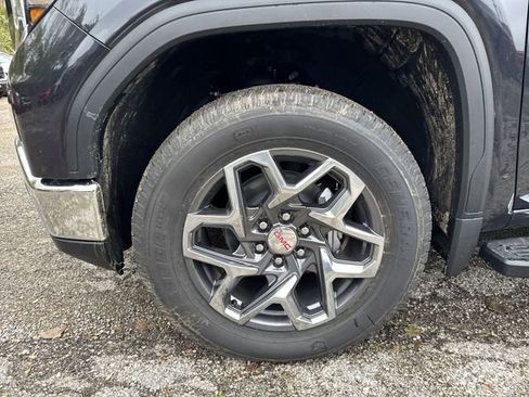 New 2026 GMC Sierra 1500 SLT w/ SLT Premium Package image 10