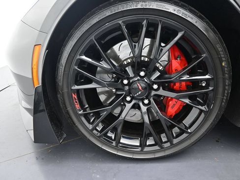 Used 2016 Chevrolet Corvette Z06 w/ 3LZ Preferred Equipment Group RWD image 51