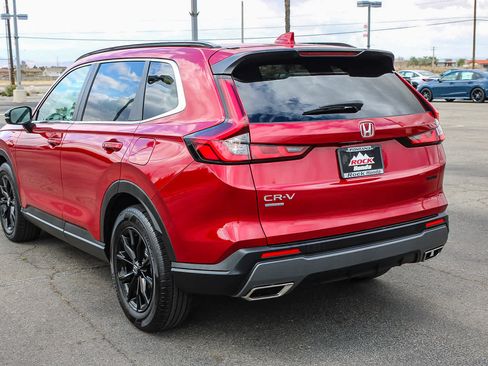 Certified 2025 Honda CR-V Sport image 8