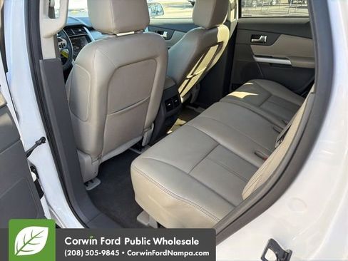 Used 2013 Ford Edge SEL FWD image 27