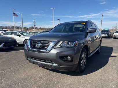 Used 2019 Nissan Pathfinder SV