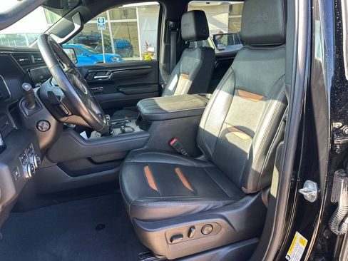 Used 2023 GMC Sierra 1500 AT4 AWD/4WD image 16