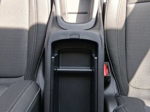 Used 2023 Buick Encore GX Select w/ Sport Touring Package AWD/4WD image 15
