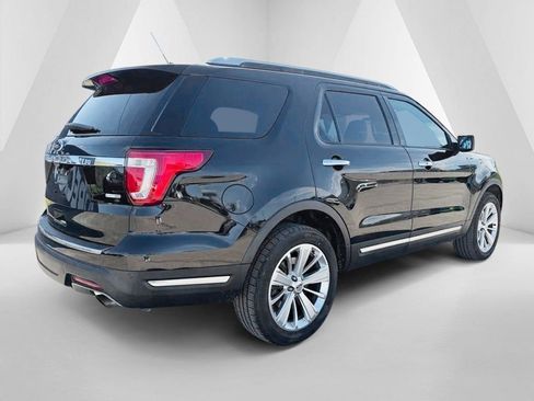 Used 2019 Ford Explorer Limited w/ Ford Safe & Smart Package image 7